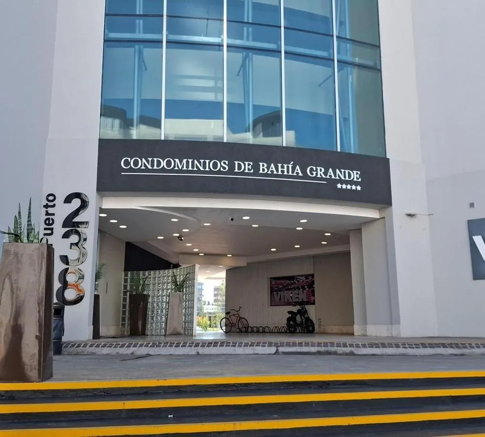 Departamento  En Alquiler En Condominios De La Bahia, Nordelta, Tigre
