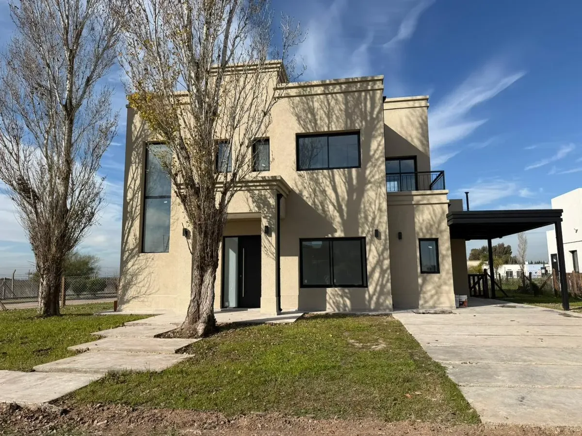 Casa En Alquiler En Barrrio Horizontes Al Sur