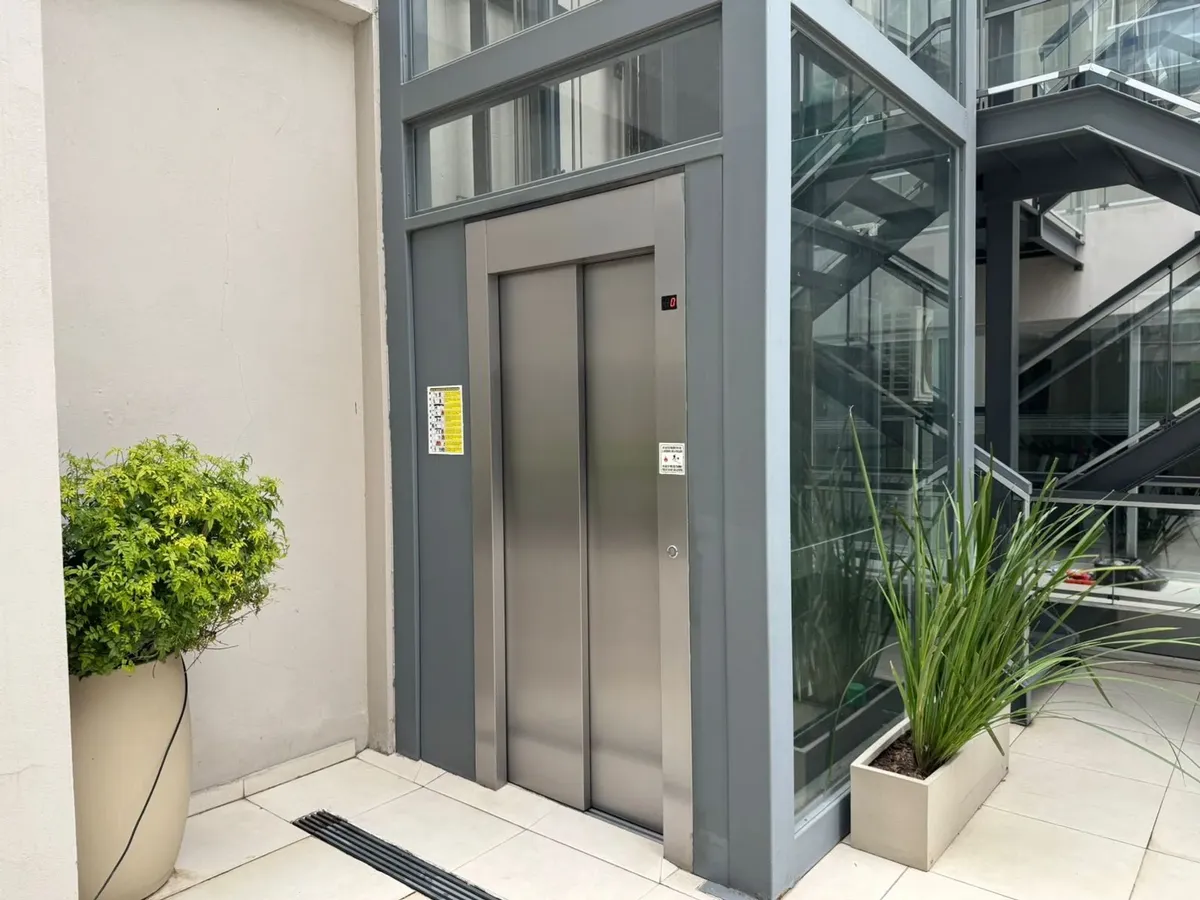 Monoambiente En Alquiler Con Balcon Y Amenities