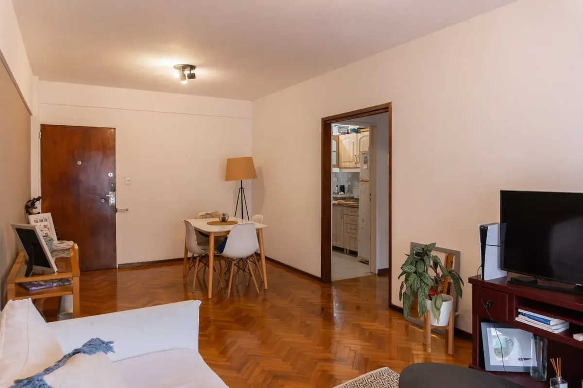 Alquiler Departamento 3 Amb. Con Balcón Corrido