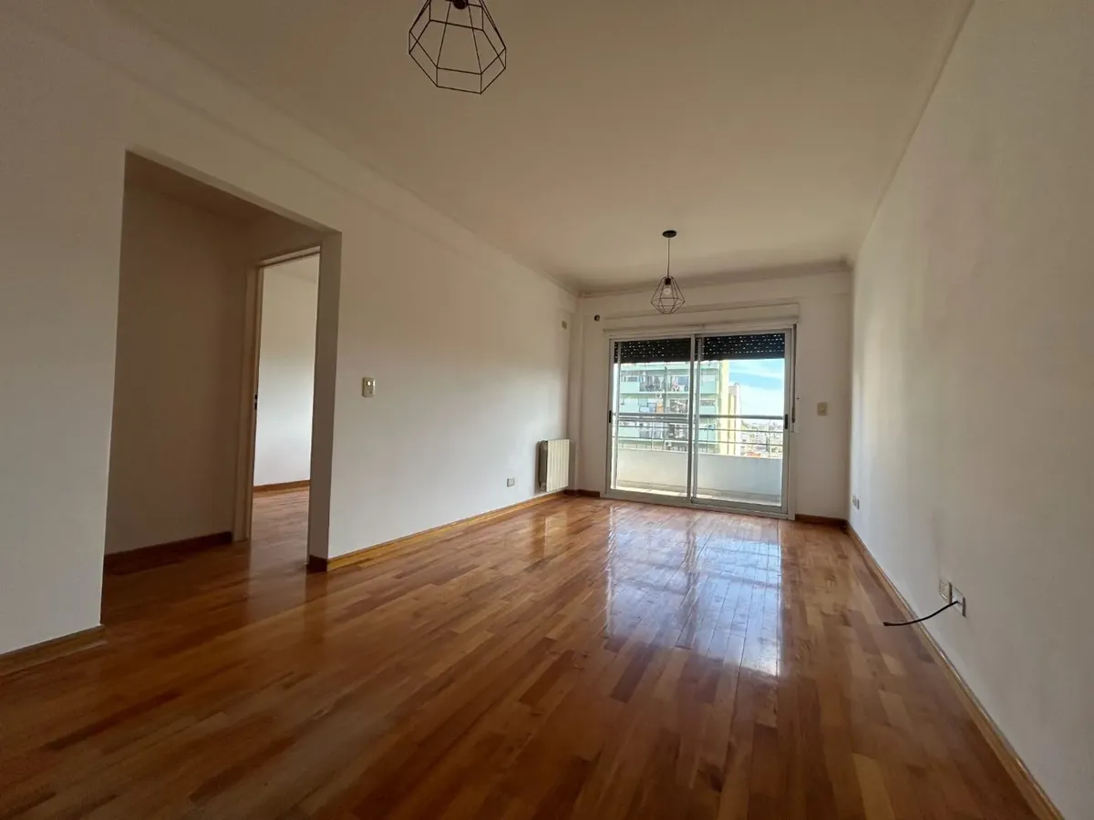 Depto 2 Amb Con Balcon En Alquiler V Urquiza