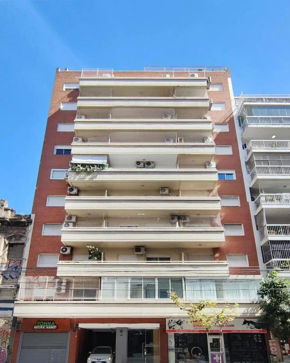 4to piso con balcón y cochera