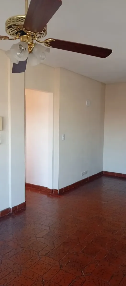 Imóvel: 2 quartos, Almirante Brown
