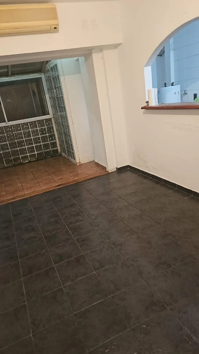 40 m², balcón tipo patio