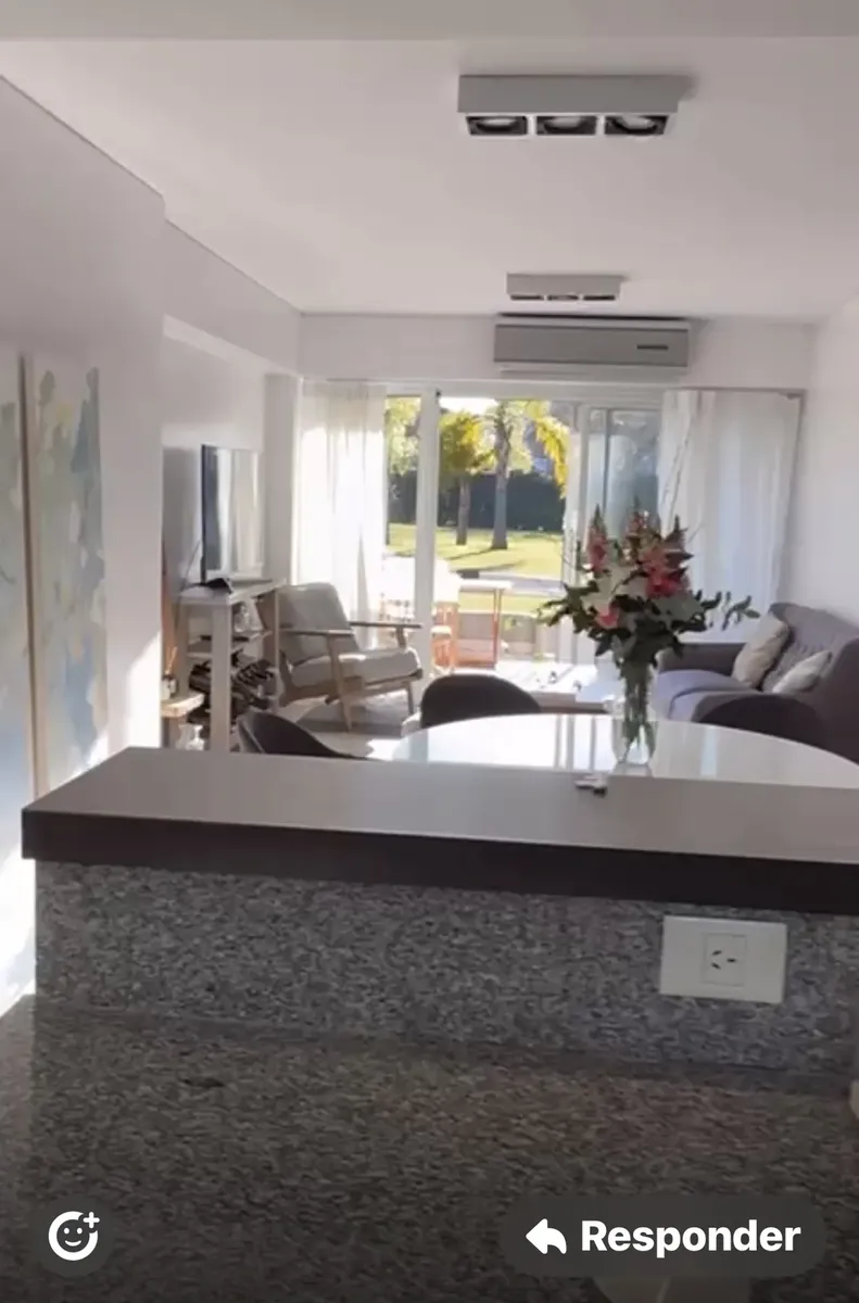 Bright ground-floor unit with parking