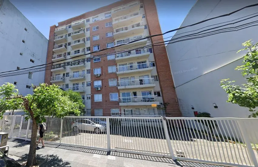 4to piso al frente con balcón