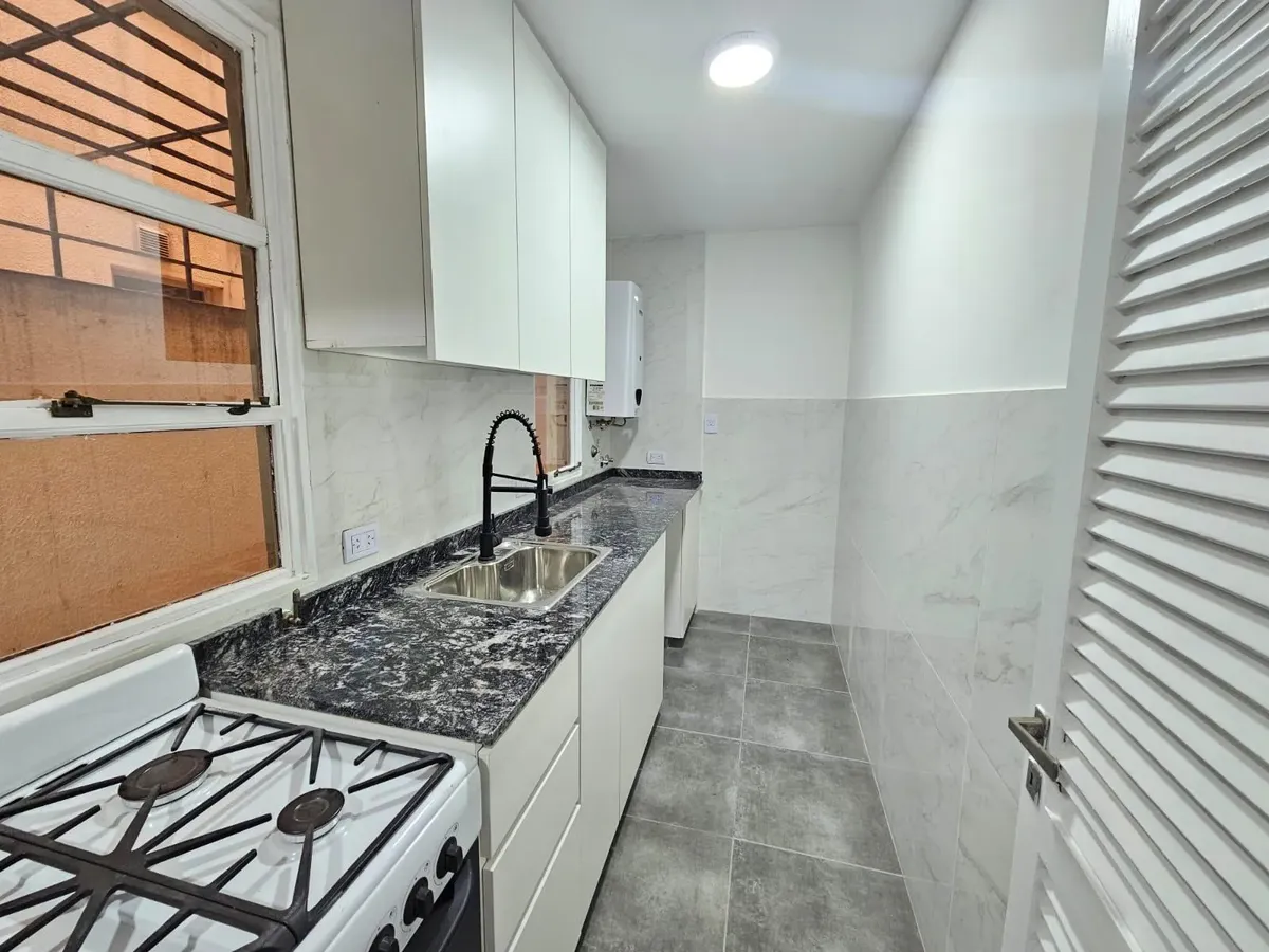 Nuñez 3-room, 2 parking spots