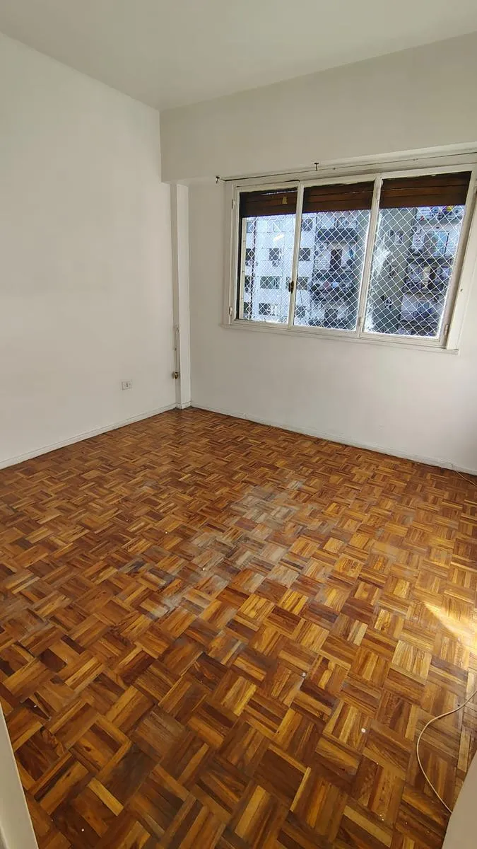 Departamento 2 ambientes con balcón