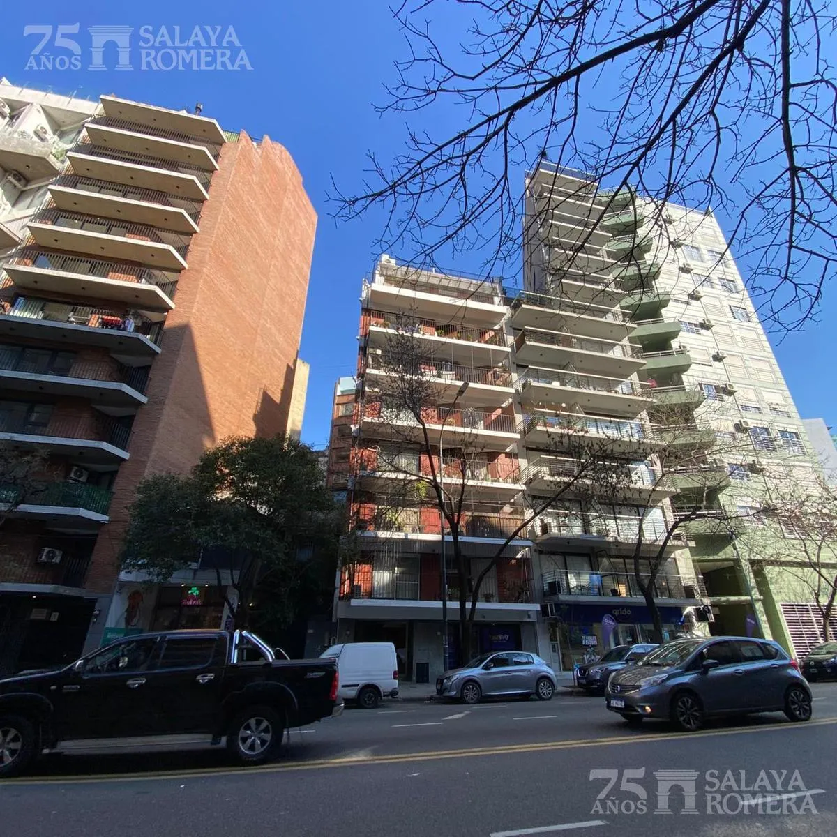 Belgrano interno con balcón