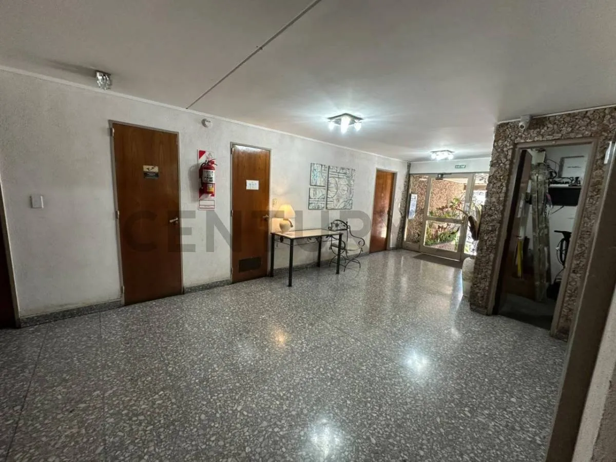 Imperdible! Departamento De 3 Ambientes Con Patio En Plena  Lanusita