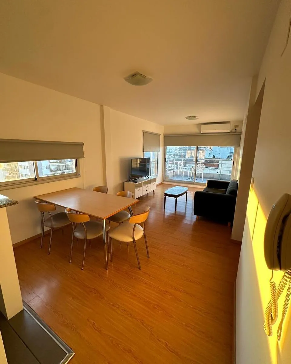 3 ambientes con terraza y balcón