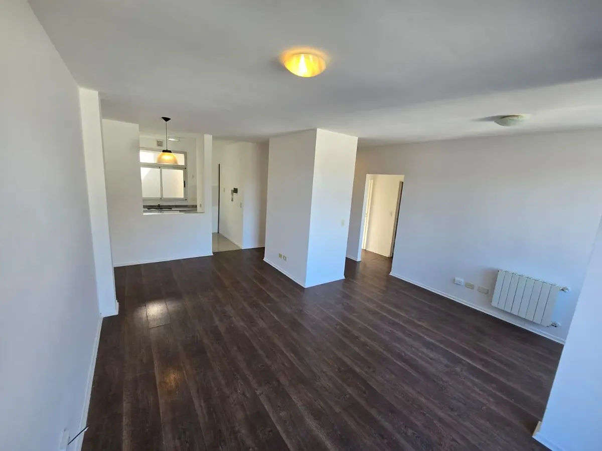 Departamento En Alquiler - Laprida Al 100