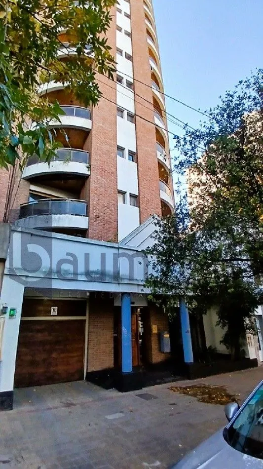 2 ambientes con balcón