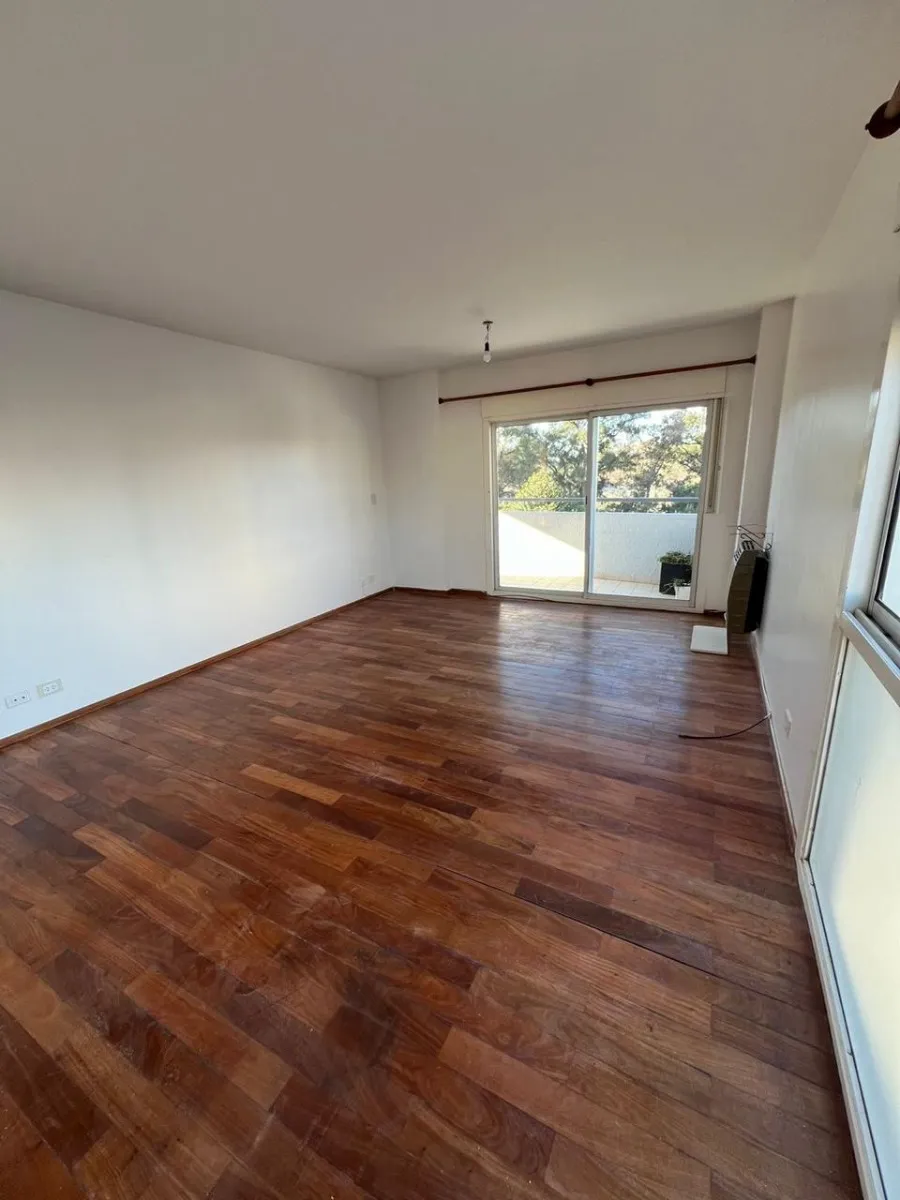 Alquiler Departamento Beccar San Isidro 3 Ambientes Con Cochera Cubierta