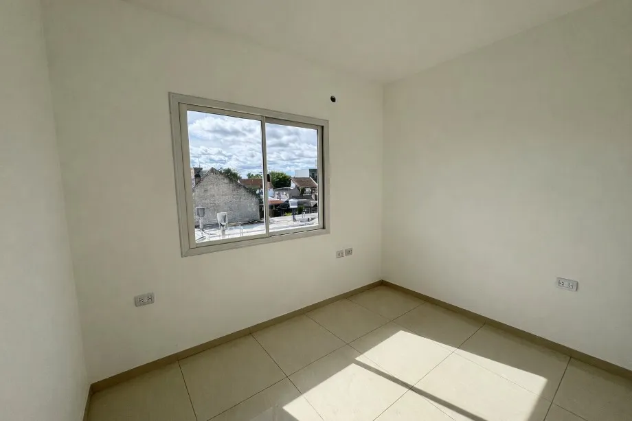 Departamento 3 Ambientes En Alquiler Merlo Sur