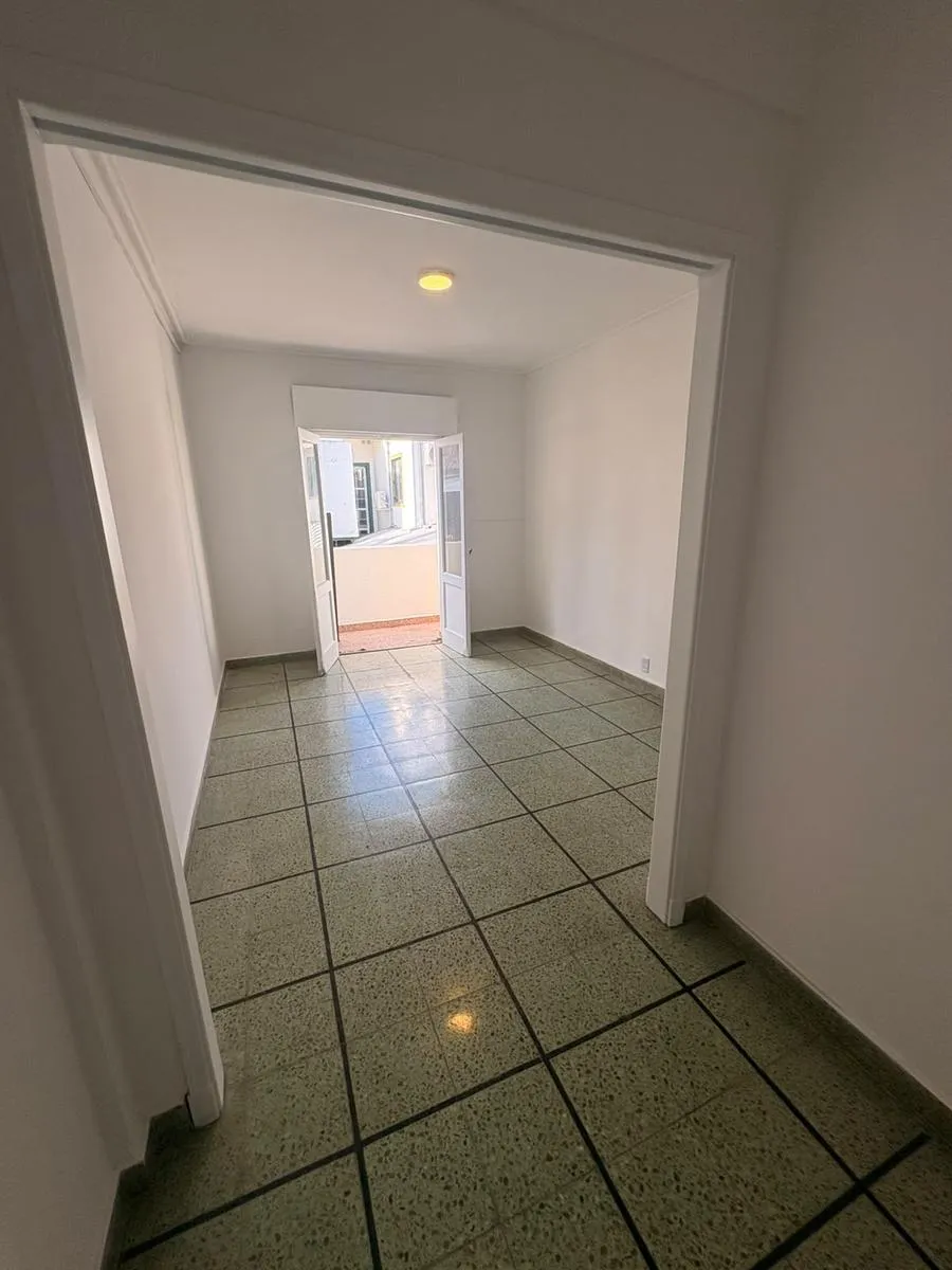 Departamento En Alquiler De 3 Ambientes En San Isidro Con Balcón