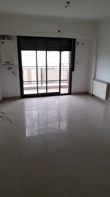 5° piso con balcón norte