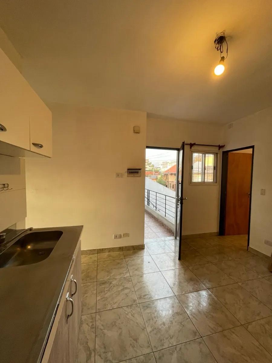 Alquiler Departamento 3 Ambientes La Tablada