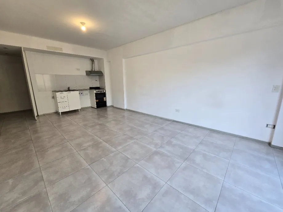 Monoambiente En Alquiler En Moron Sur