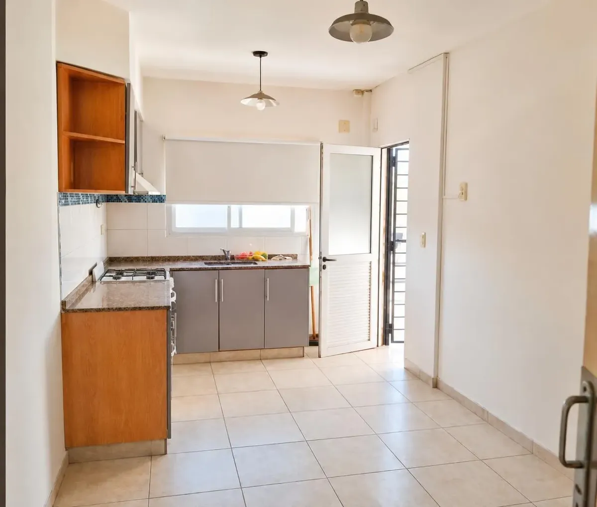 Departamento En Alquiler En Ramos Mejía 2 Ambientes 2do Piso Por Escalera