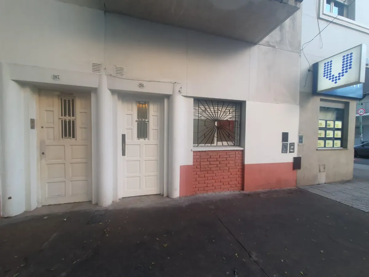 2 ambientes con patio, Caballito