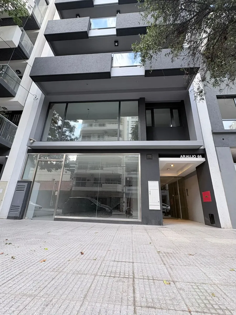 Piso Con Palier Privado De Dos Ambientes