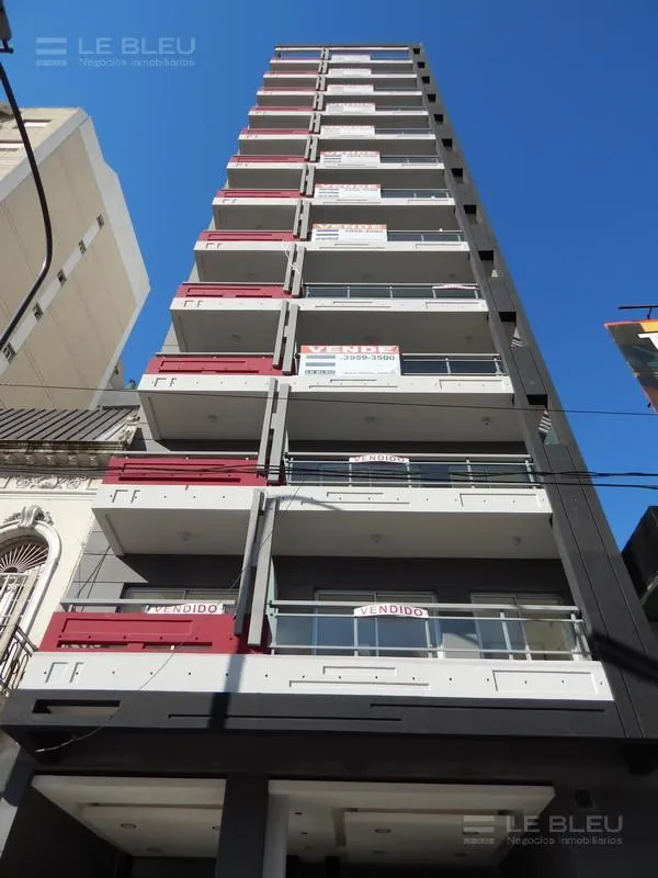 Monoambiente con balcón en Nuñez