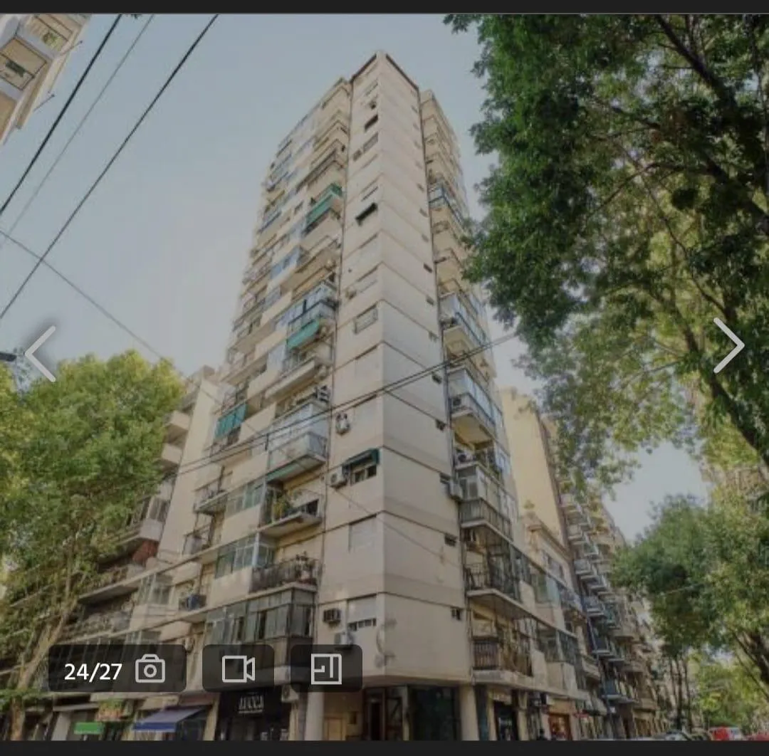 Monoambiente con balcón