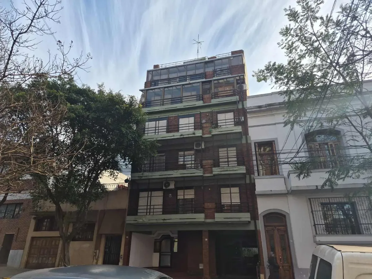 Departamento 2 Amb En Alquiler. San Cristobal