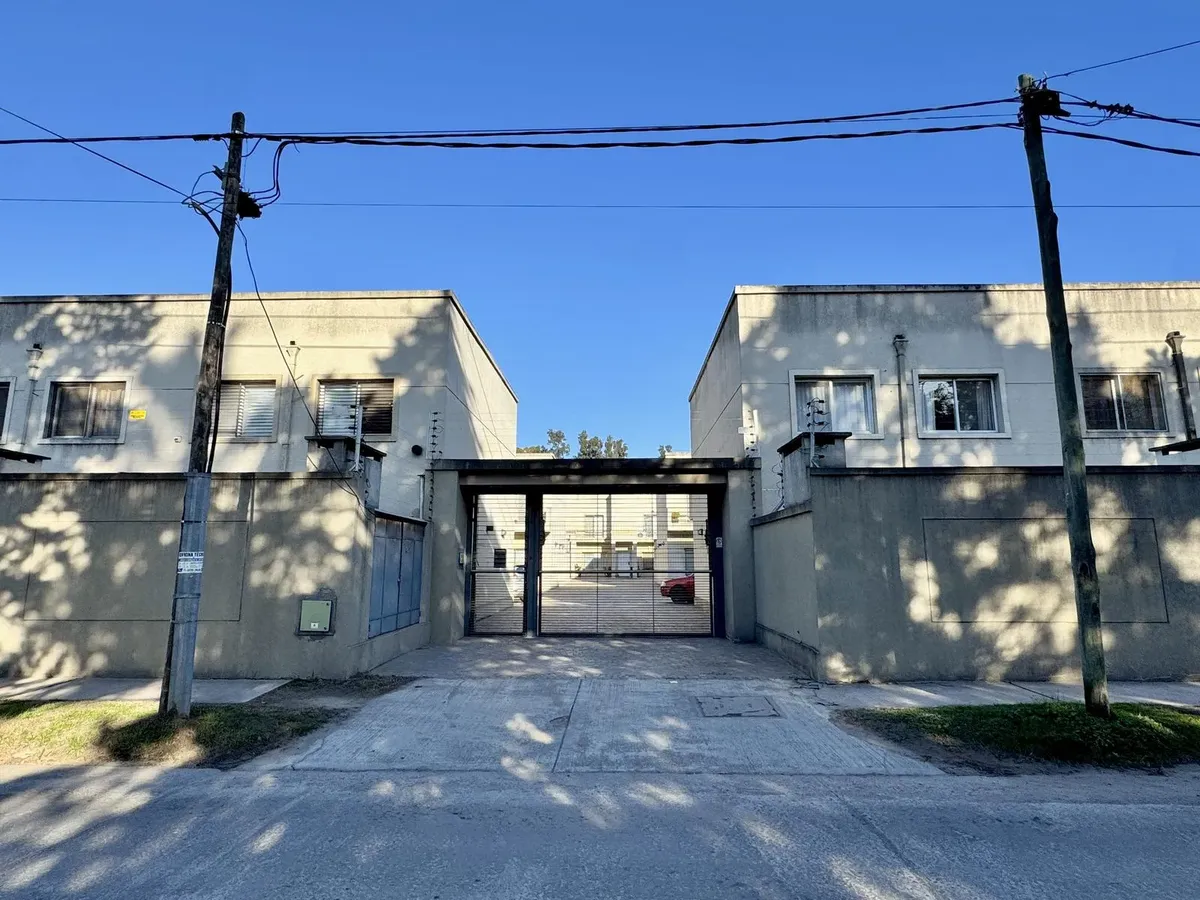Дуплекс 100 м² с патио