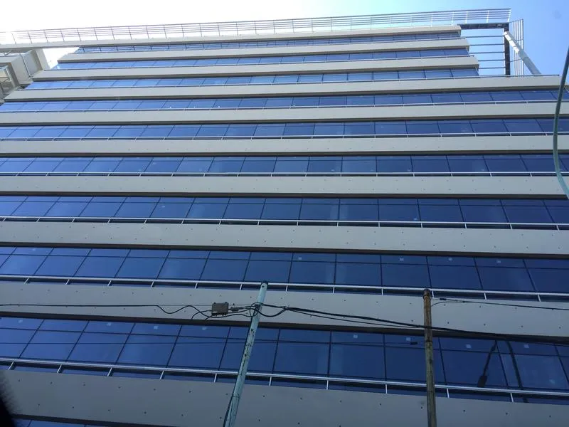 Alquiler: Oficina Premium De 75m2 · Cochera Fija Incluida · Seguridad 24 Horas