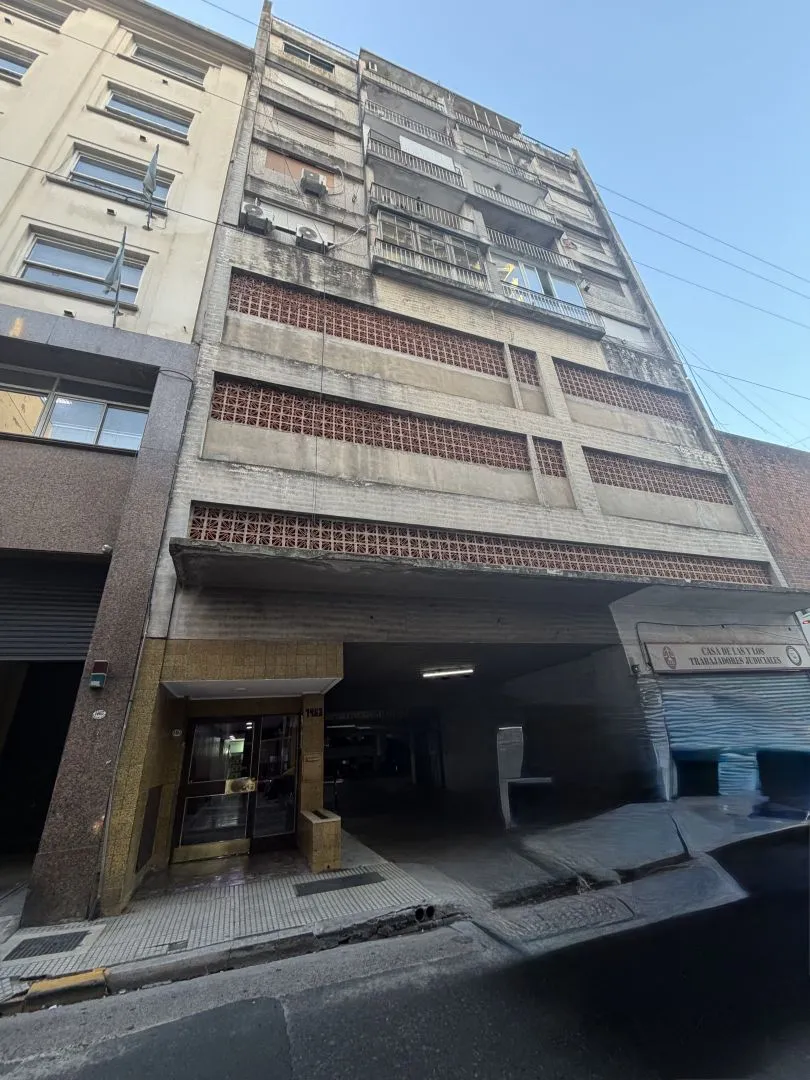 9° piso con terraza y cochera