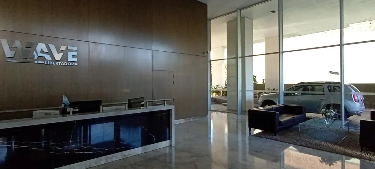 Piso alto con vista al río