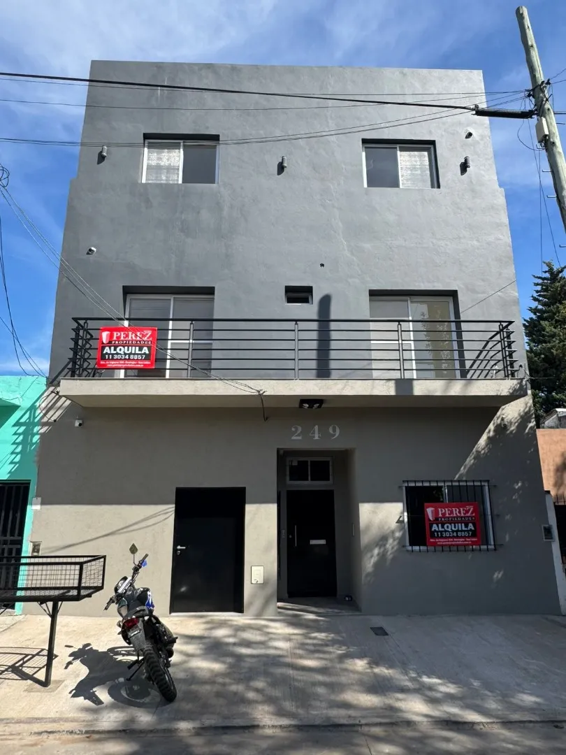Departamento A Estrenar Con Patio