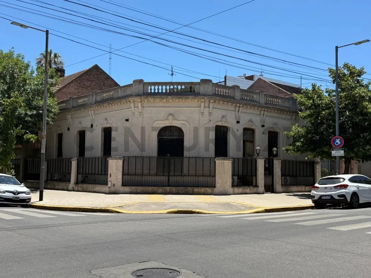 Alquiler Casona En Villa Devoto- Patrimonio Historico