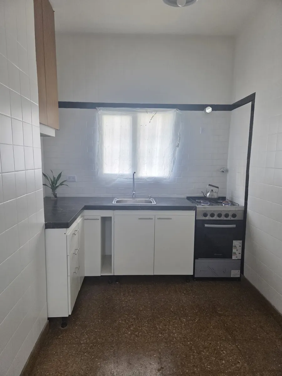 Ph 3 Ambientes Remodelado A Nuevo A 2 Cuadras De La Estación De Haedo. (por Inmobiliaria)