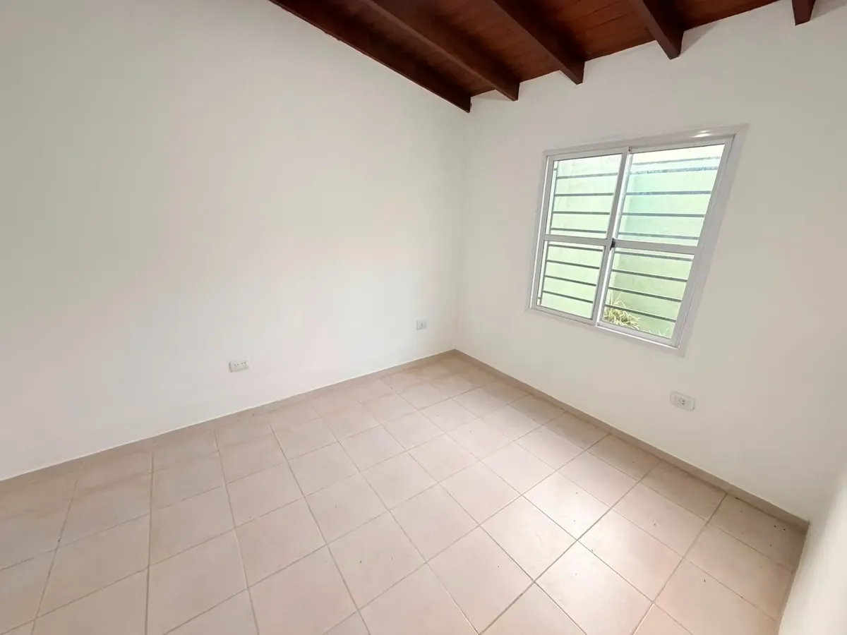 Planta baja, patio, 1 dormitorio