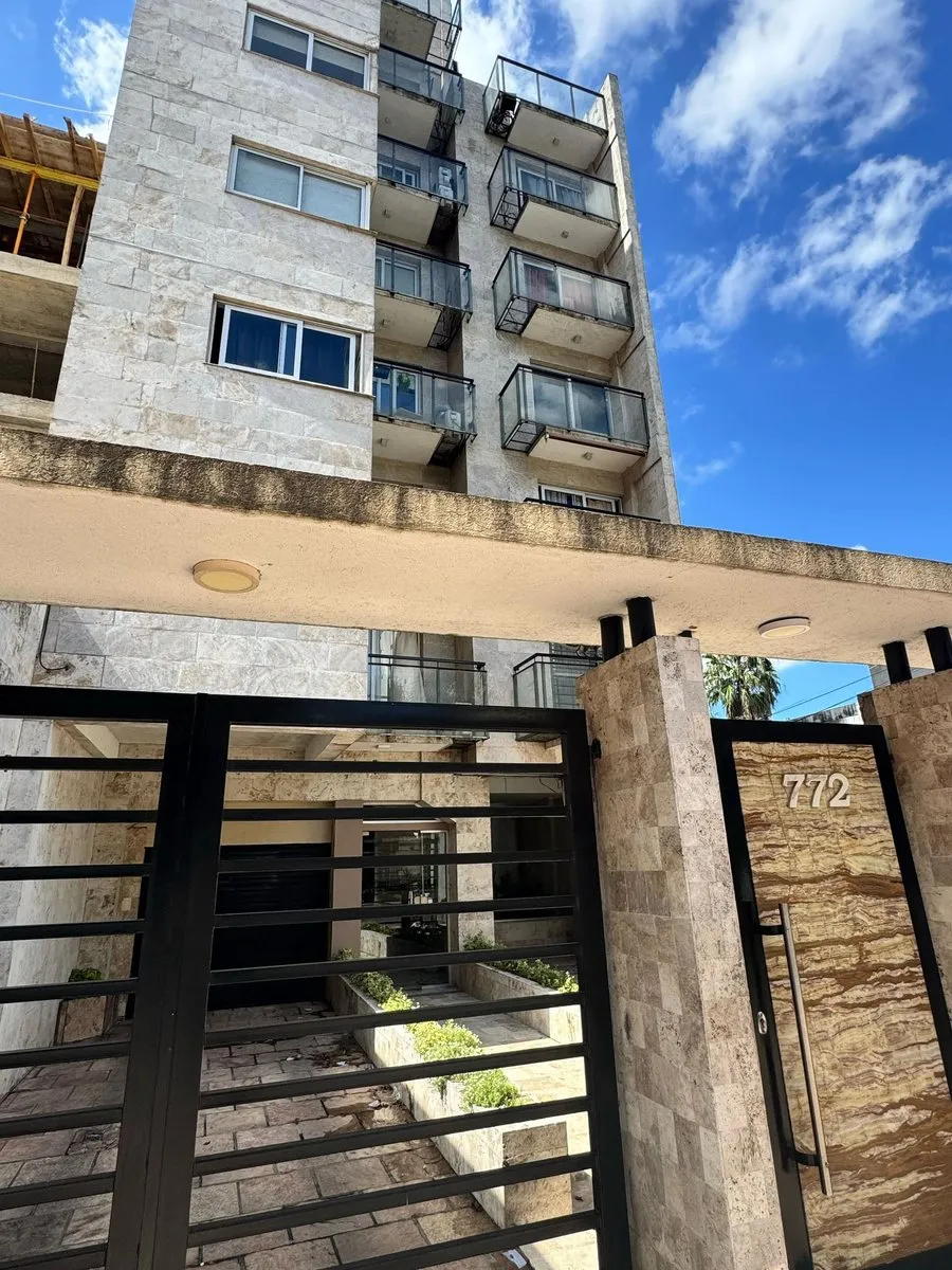 Studio with front balcony