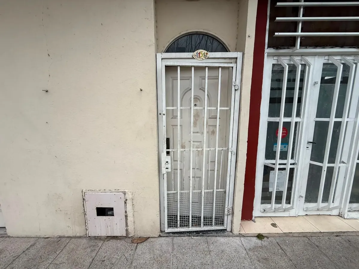 2-room PH with patio