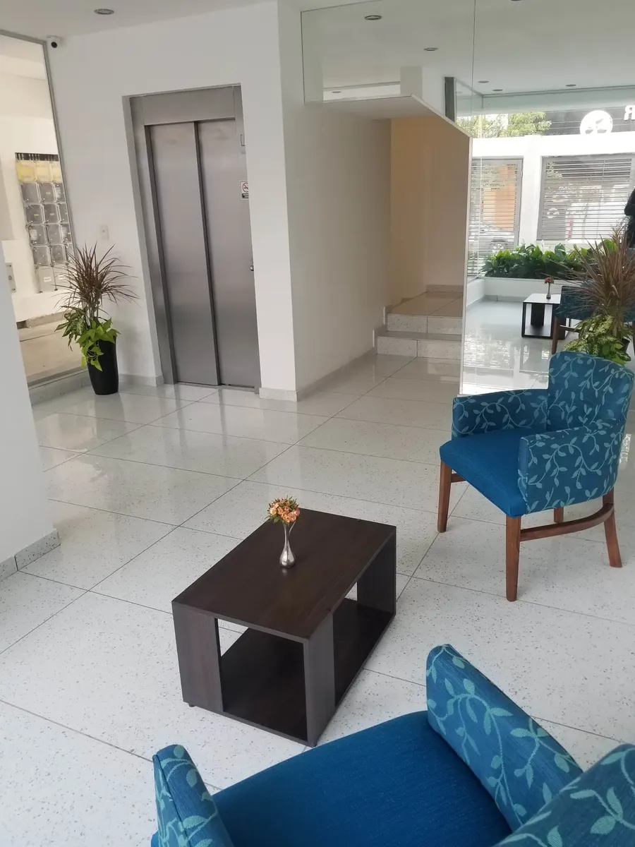 Dueño Alquila Depto, 2 Amb, Moron Centro, Excelente Ubi, 45 Mts Con Balcón, Comedor, Cocina Con Muebles De 1 Ra,hab Con Placard, Instalación De Aire,estufas.no Se Aceptan Mascotas.gtia Prop O Finaer
