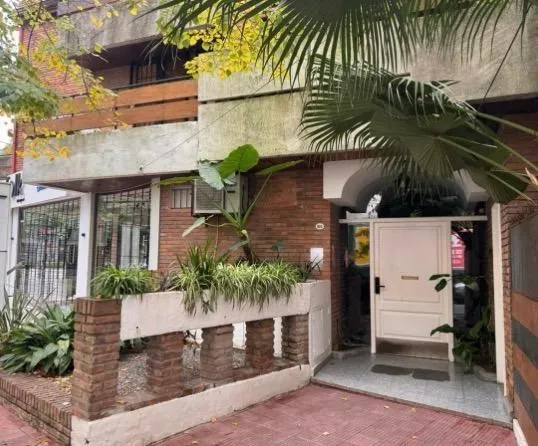 Listing: 2 bedrooms, Acassuso