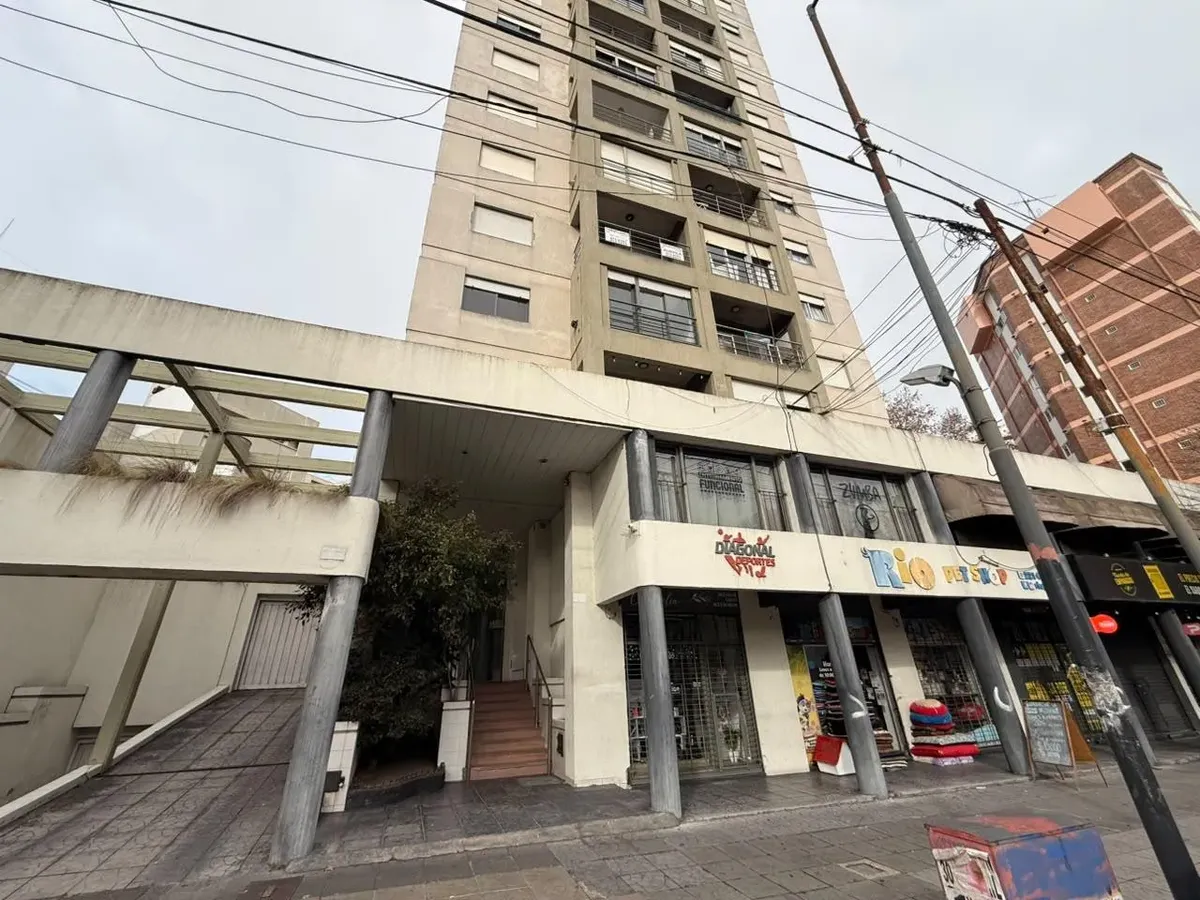 Departamento En Alquiler La Plata