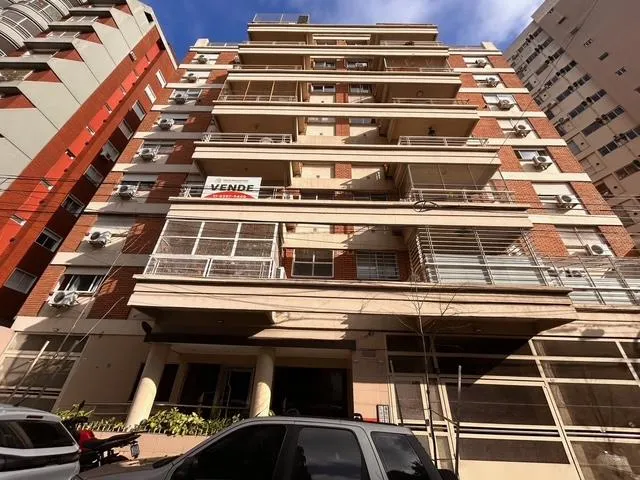 2 ambientes con balcón y cochera