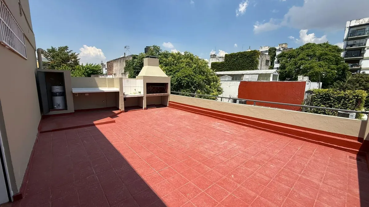 Loyola 600, Ph Tipo Loft, 2 Ambientes Con Terraza Y Parrilla, Por Escalera Moderno, Villa Crespo