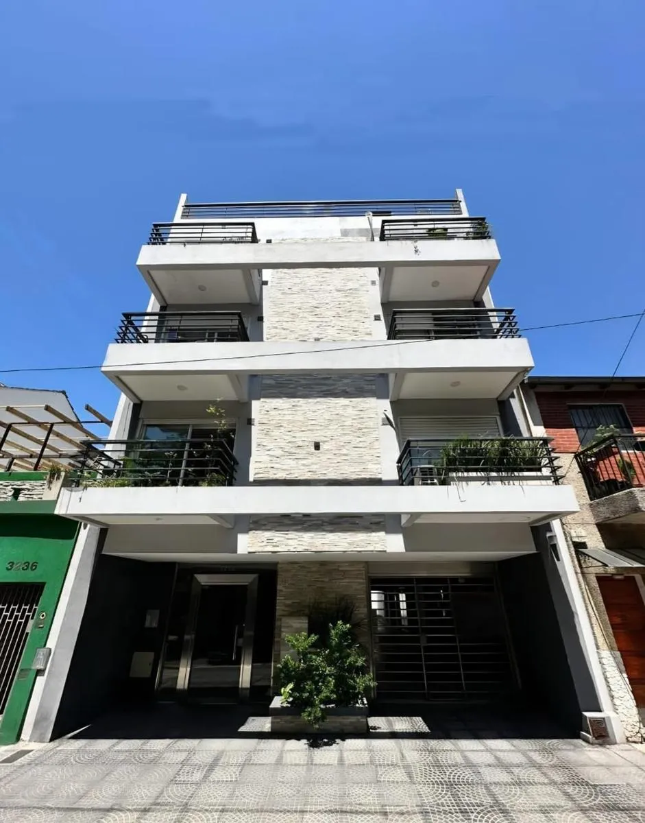 Alquiler De Monoambiente Impecable Con  Balcon - Villa Urquiza - Caba