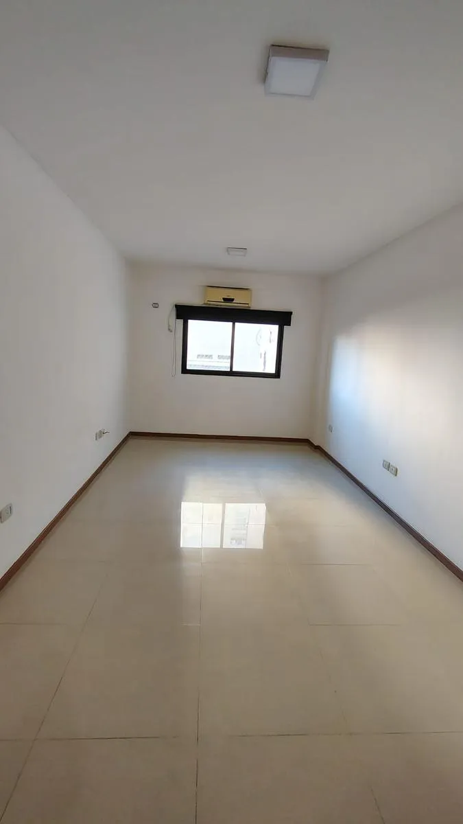 Estúdio 2º andar com varanda