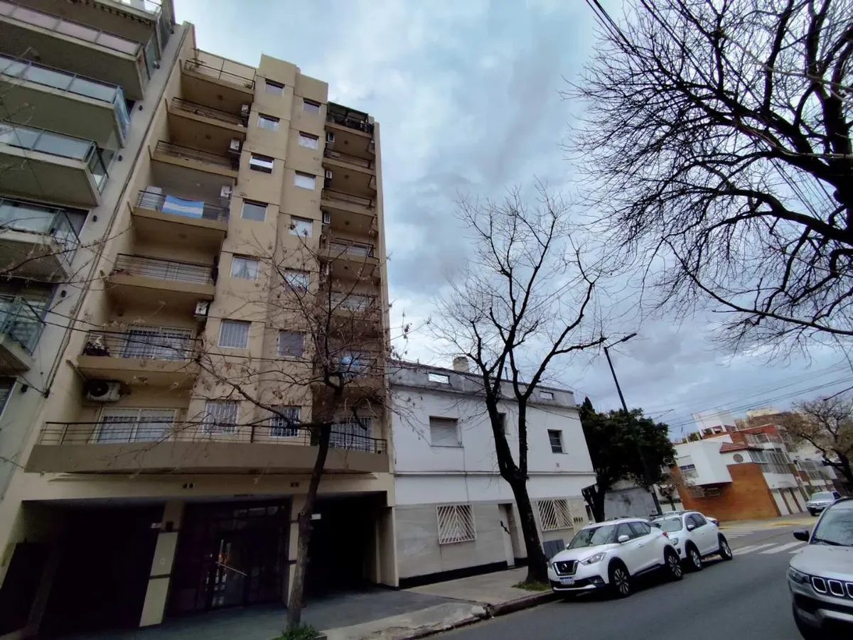Alquiler Liniers 2 Amb Semipiso Balcon Frente