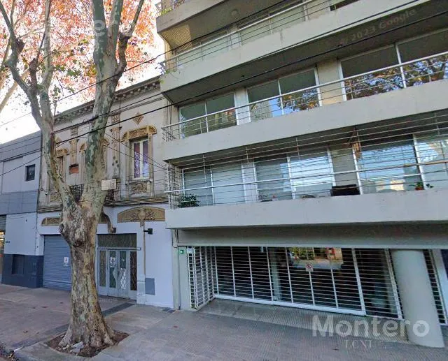 Duplex con patio y parrilla