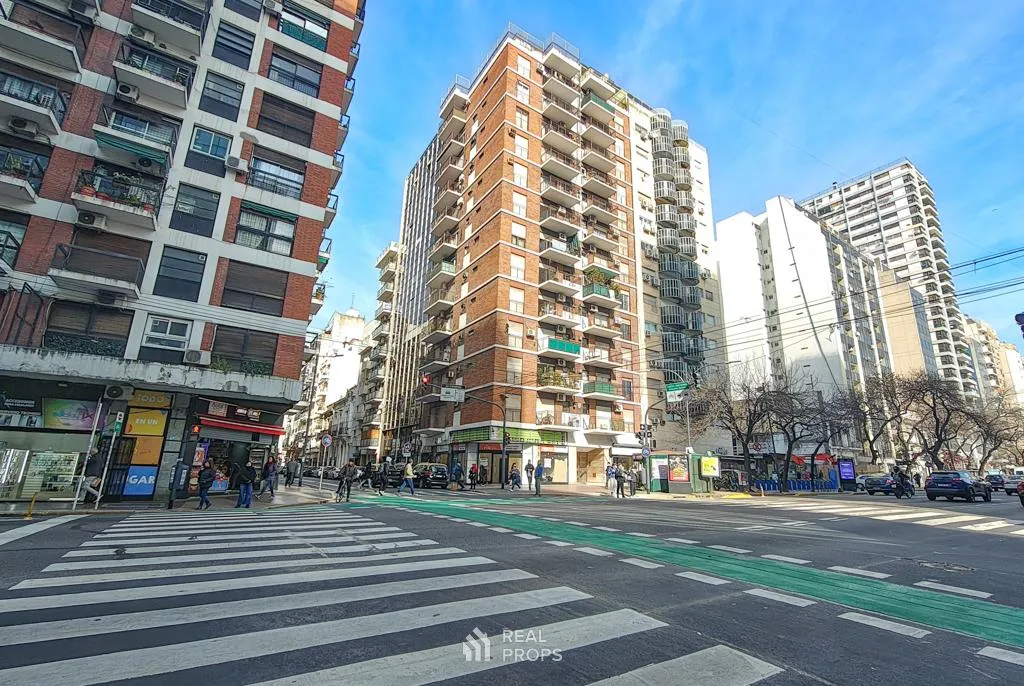 3 ambientes con balcón