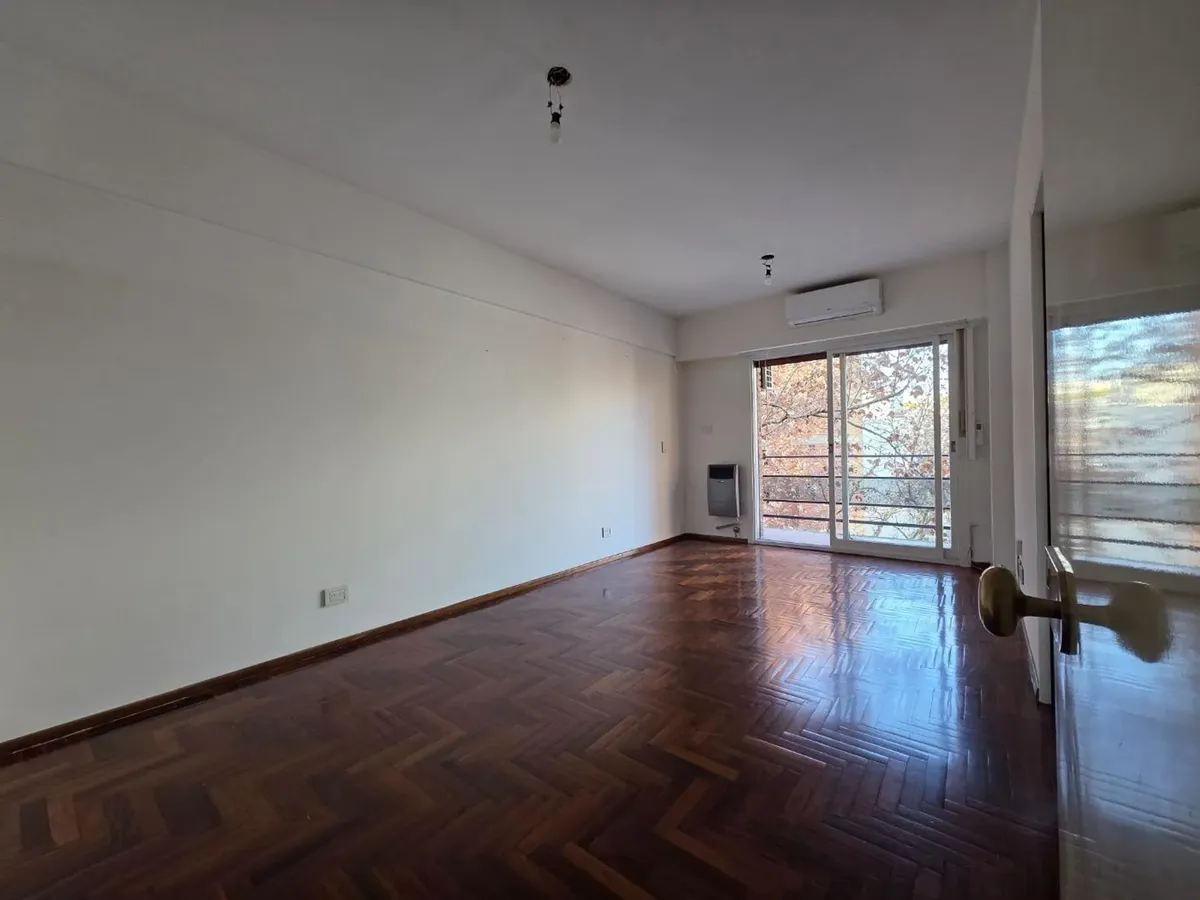 Alquiler. Departamento 2 Amb. Caballito Sur. Caba